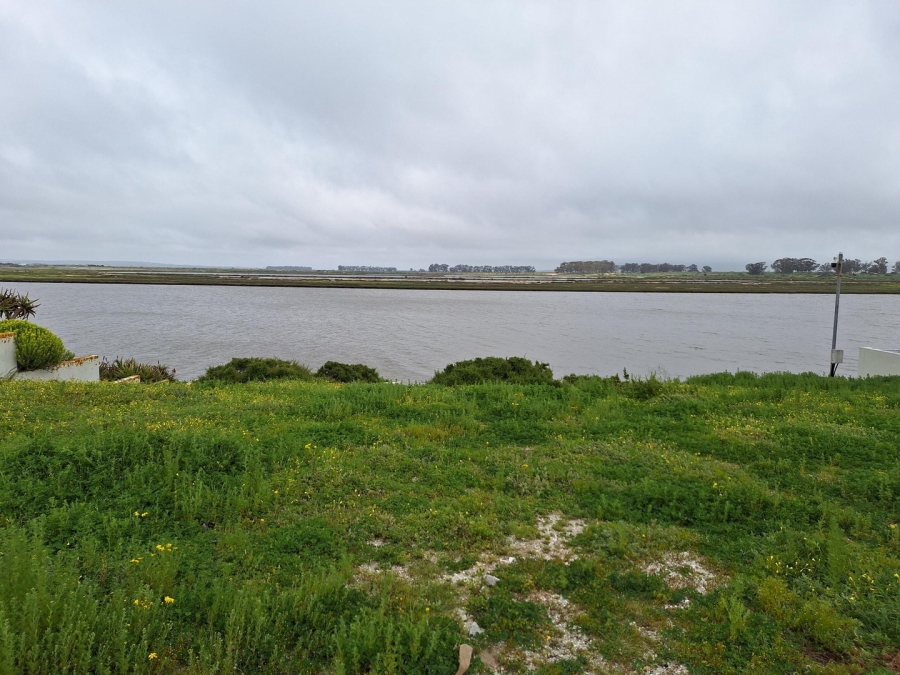  Bedroom Property for Sale in Velddrif Western Cape